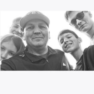 Meet your Posher, Thomas